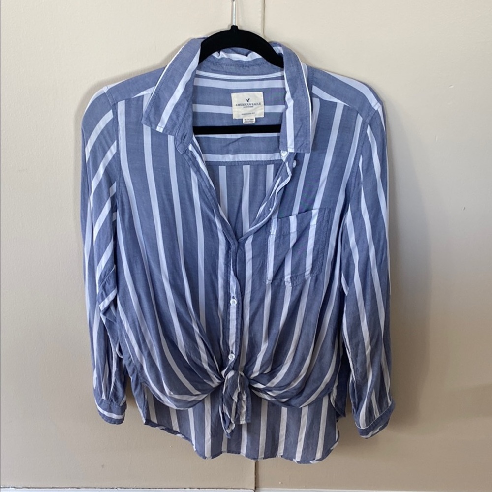 American eagle button down